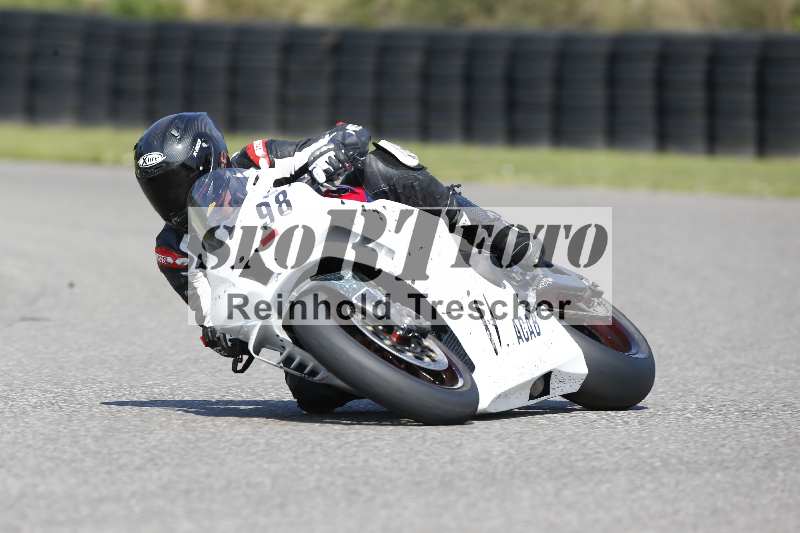 /44 09.08.2025 Plüss Moto Sport ADR/Freies Fahren/98